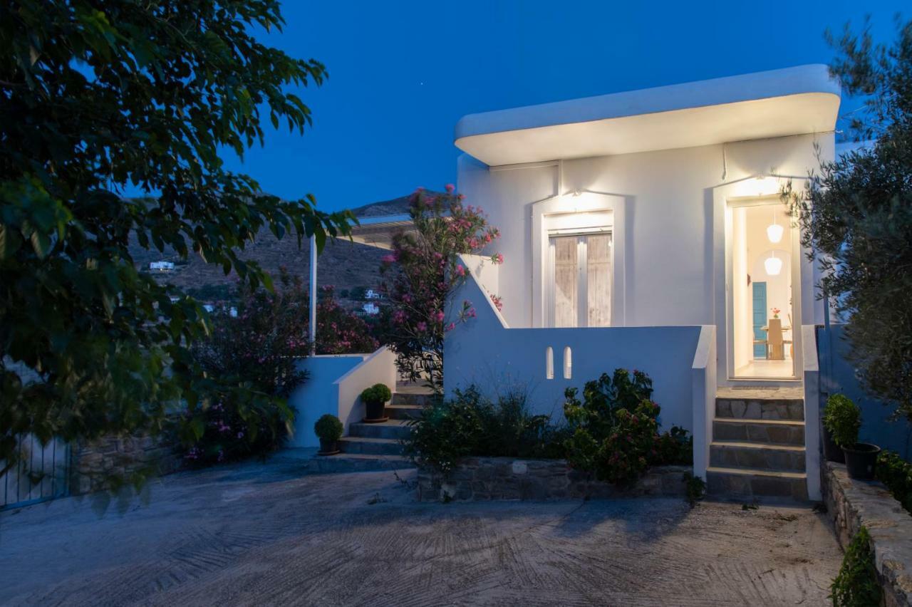 Villa Tonia Parasporos Exterior photo